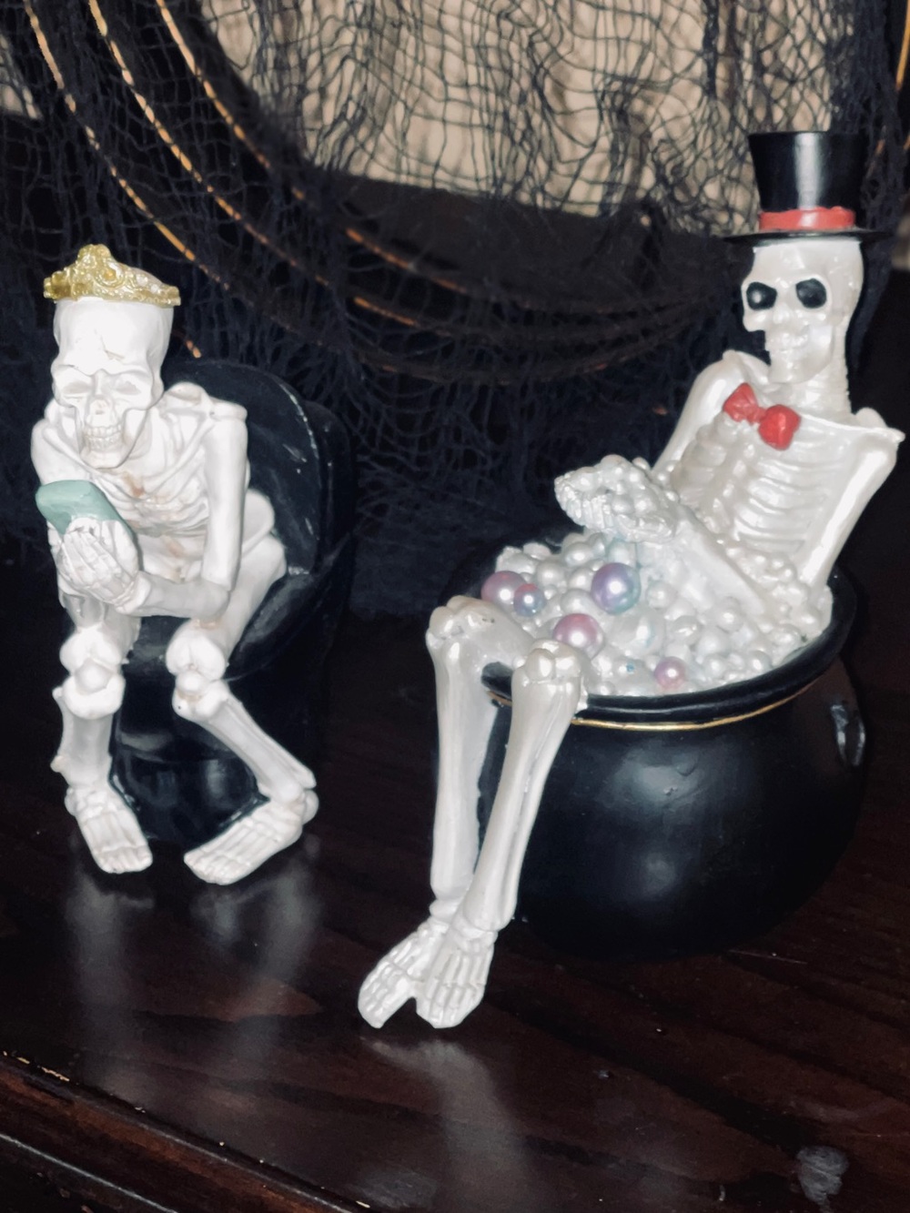 Halloween figurines
